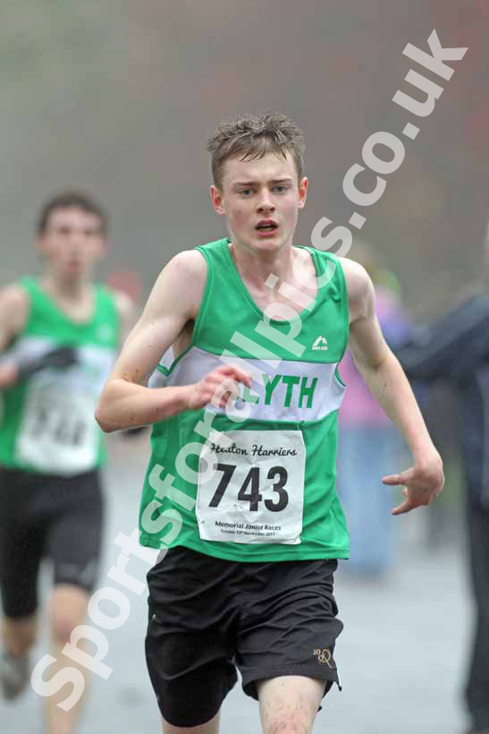 Junior mens 743, Heaton Harriers Memorial Road Race.